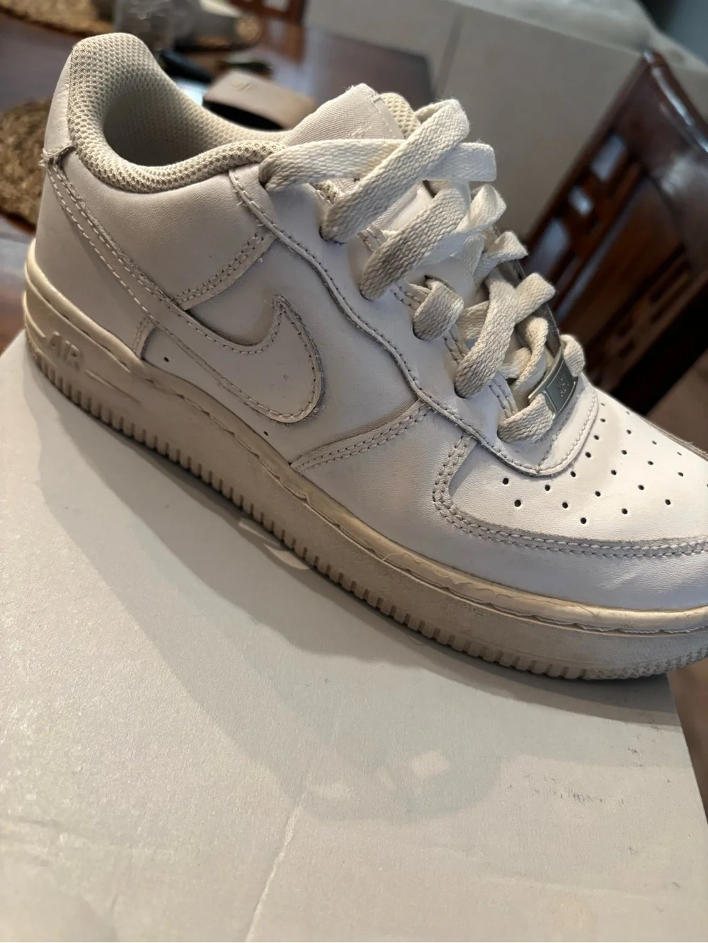 Nike Kids White Low-Top Leather Sneaker